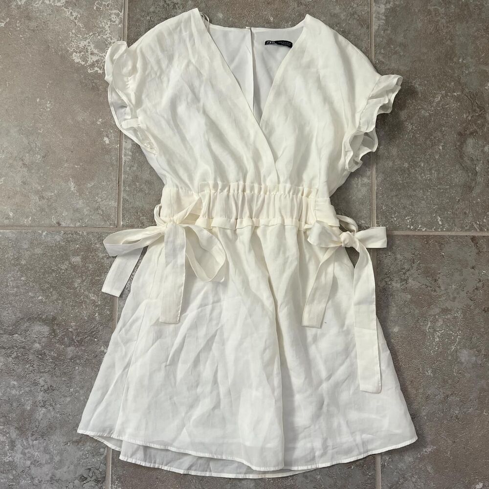 Zara Women's White and Cream Dress